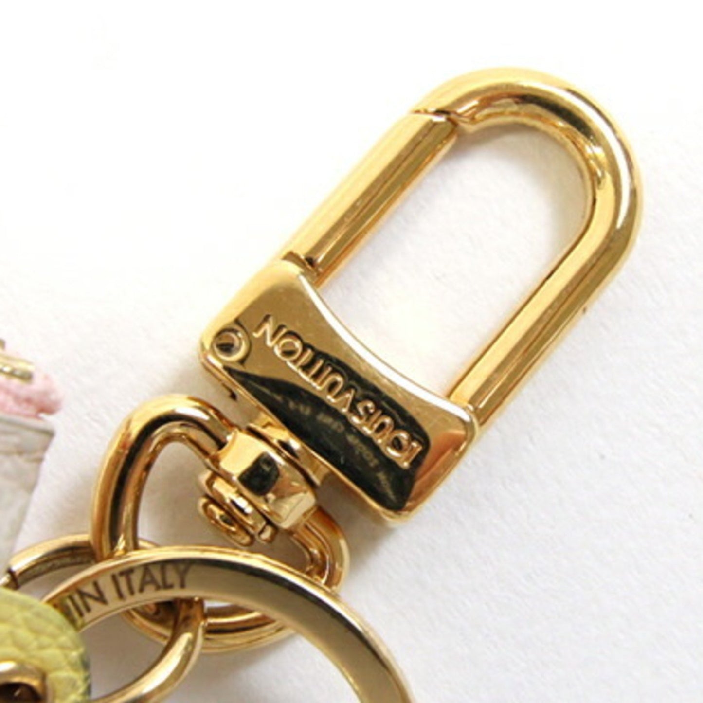 Louis Vuitton Monogram Empreinte Berlingo Bag Charm M00669 Pink/Beige Mini Pouch Triangle Keychain