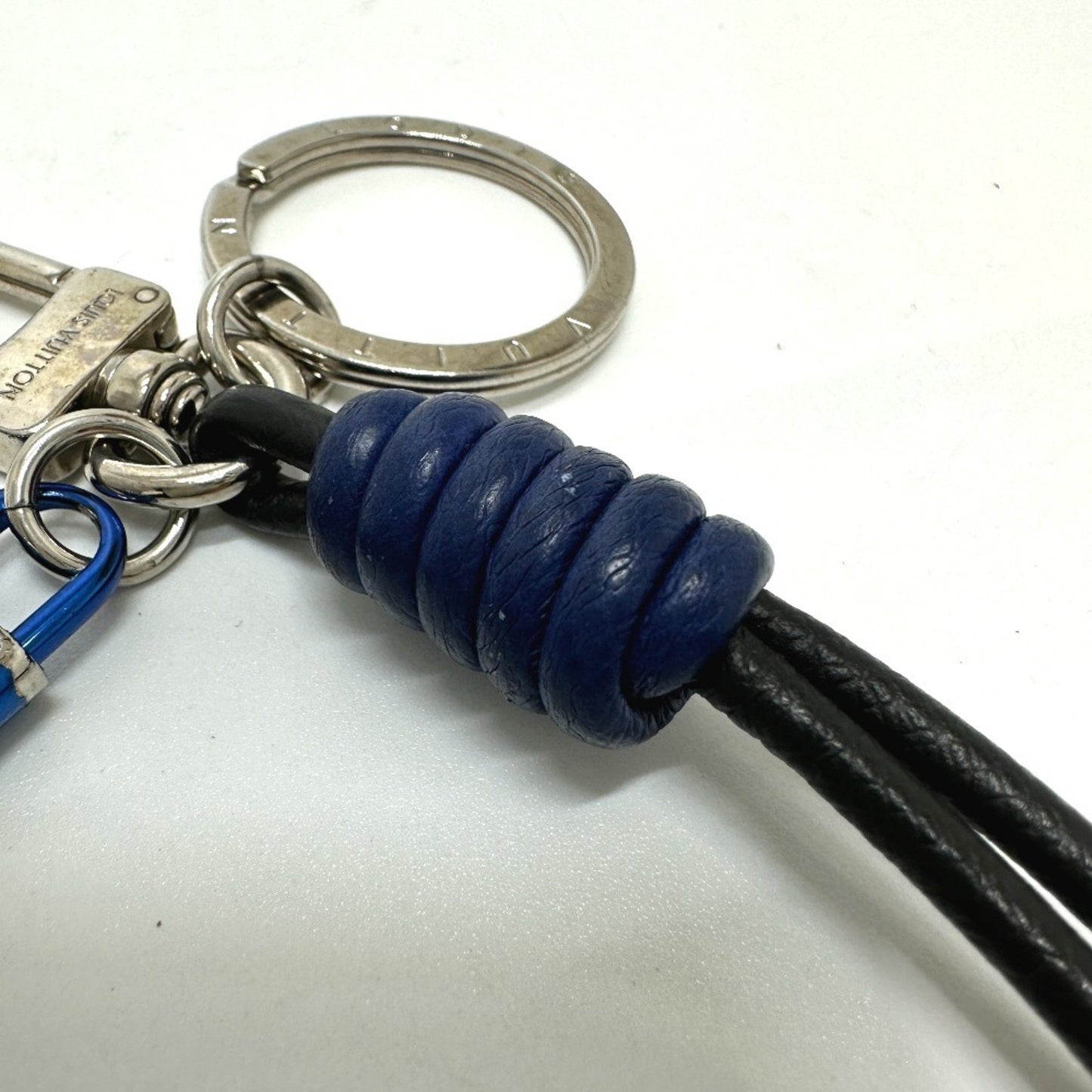 Louis Vuitton M61713 Porte-Cls Knot Lock Bag Charm Keychain In Metal/Leather