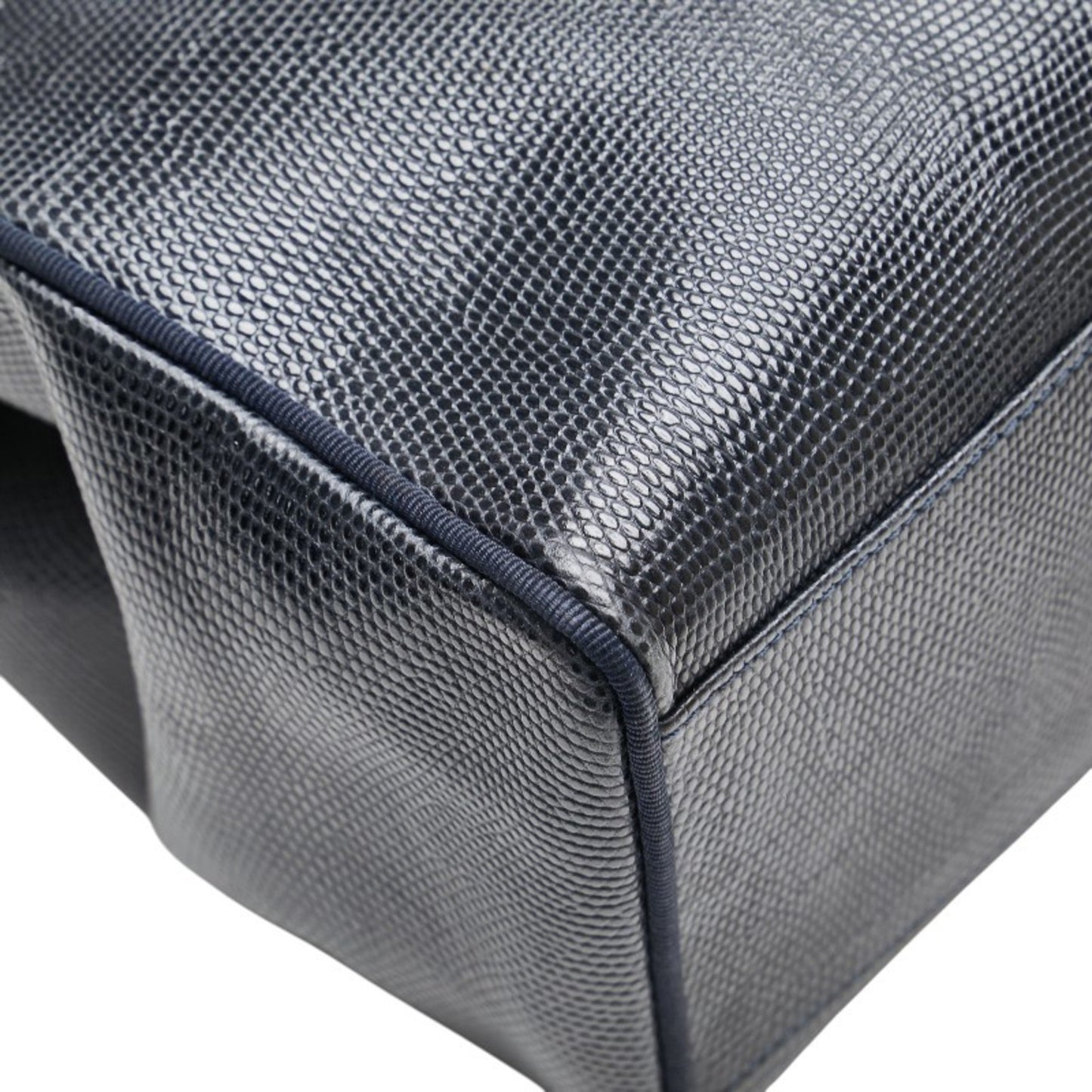 Salvatore Ferragamo Vara Embossed Tote Bag Handbag Aq21 2530 Black Leather