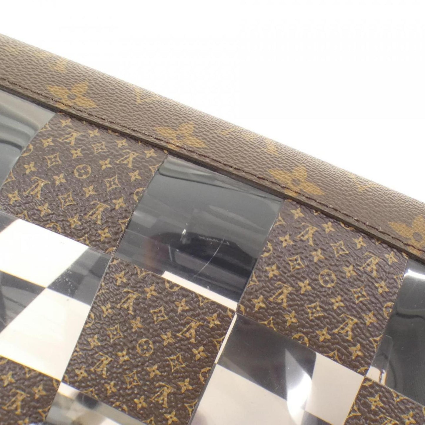 Louis Vuitton Monogram Chess Stand Pouch M81588 Accessory