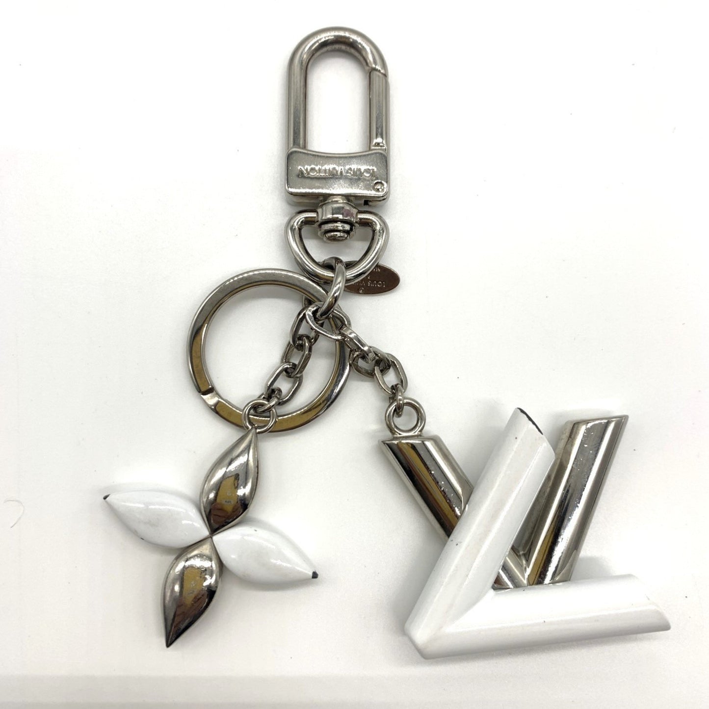 Louis Vuitton Keyring Monogram Flower Twist Keychain White X Silver Louis Vuitton