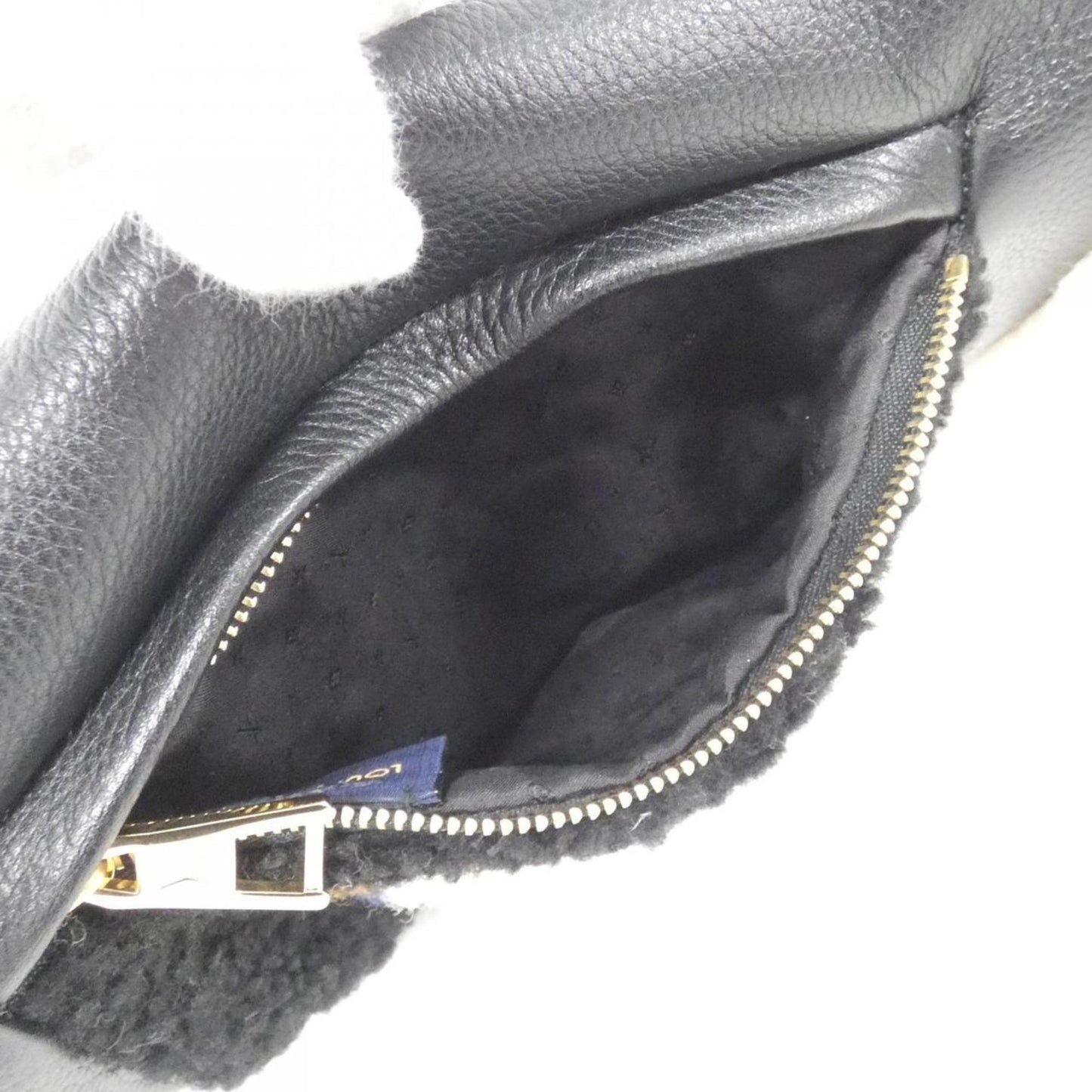 Louis Vuitton Mansion Mouton Teddy M76564 Shoulder Bag