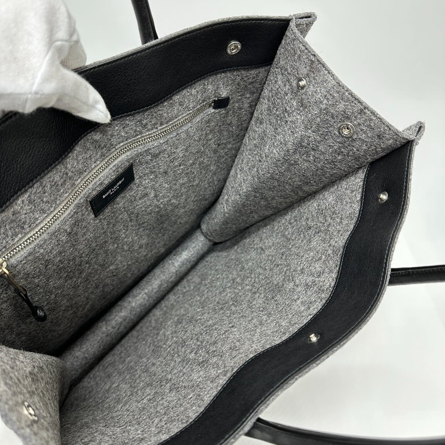 Saint Laurent Paris 632539 Shoulder Bag Hand Bag Bag Tote Bag Gray Black