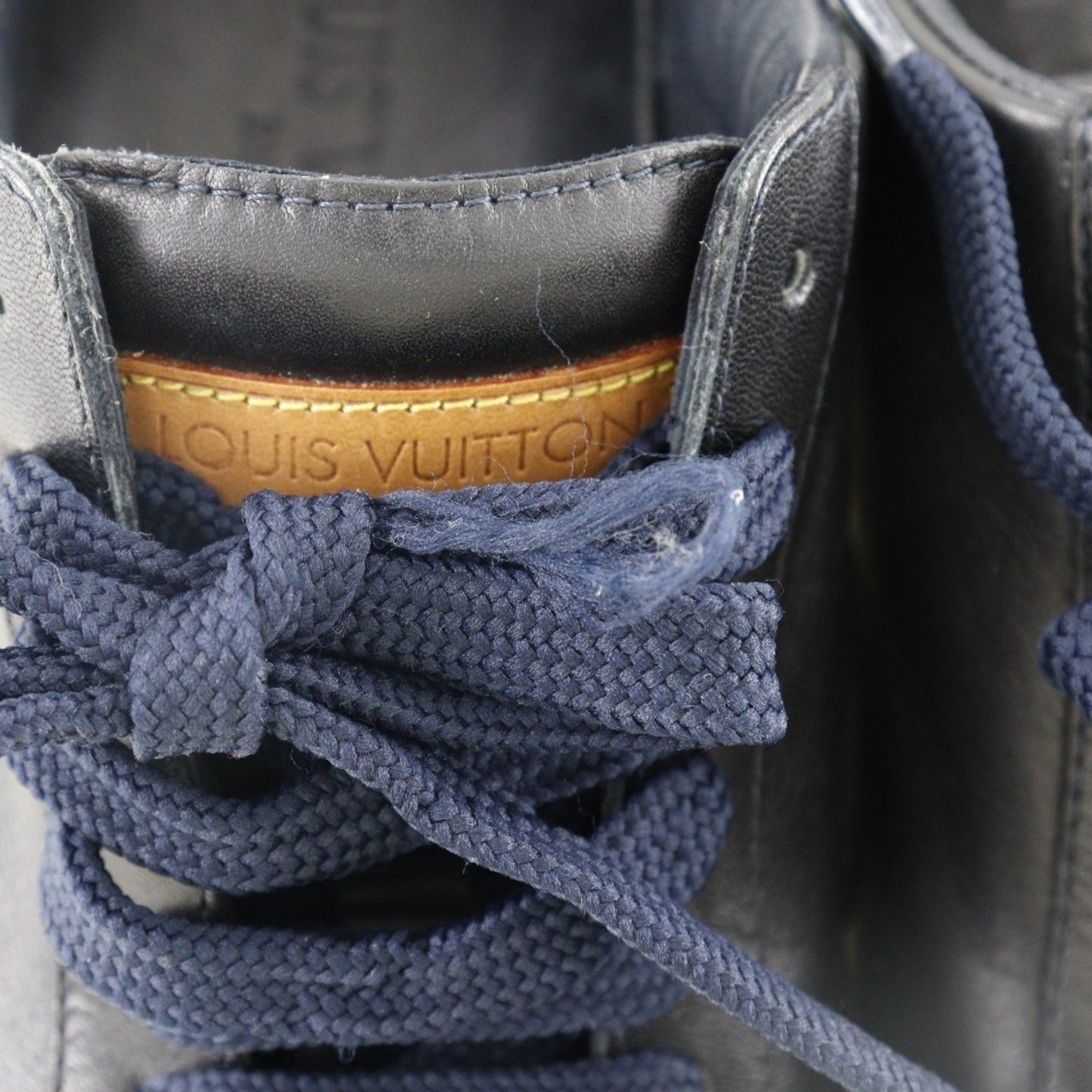 Louis Vuitton Louis Vuitton Shoes Sneakers Leather Black