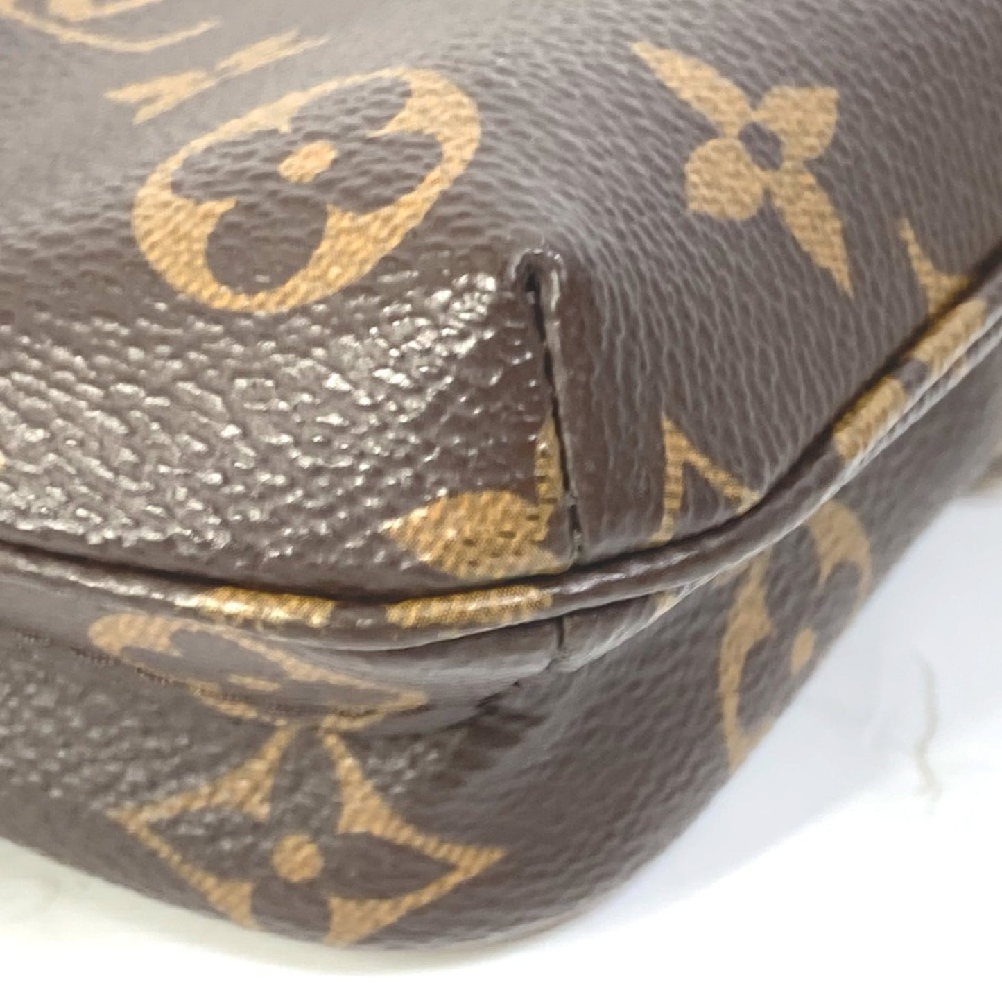 Louis Vuitton M80746 Monogram Utility Crossbody Pochette Chain Bag Handbag Shoulder Canvas