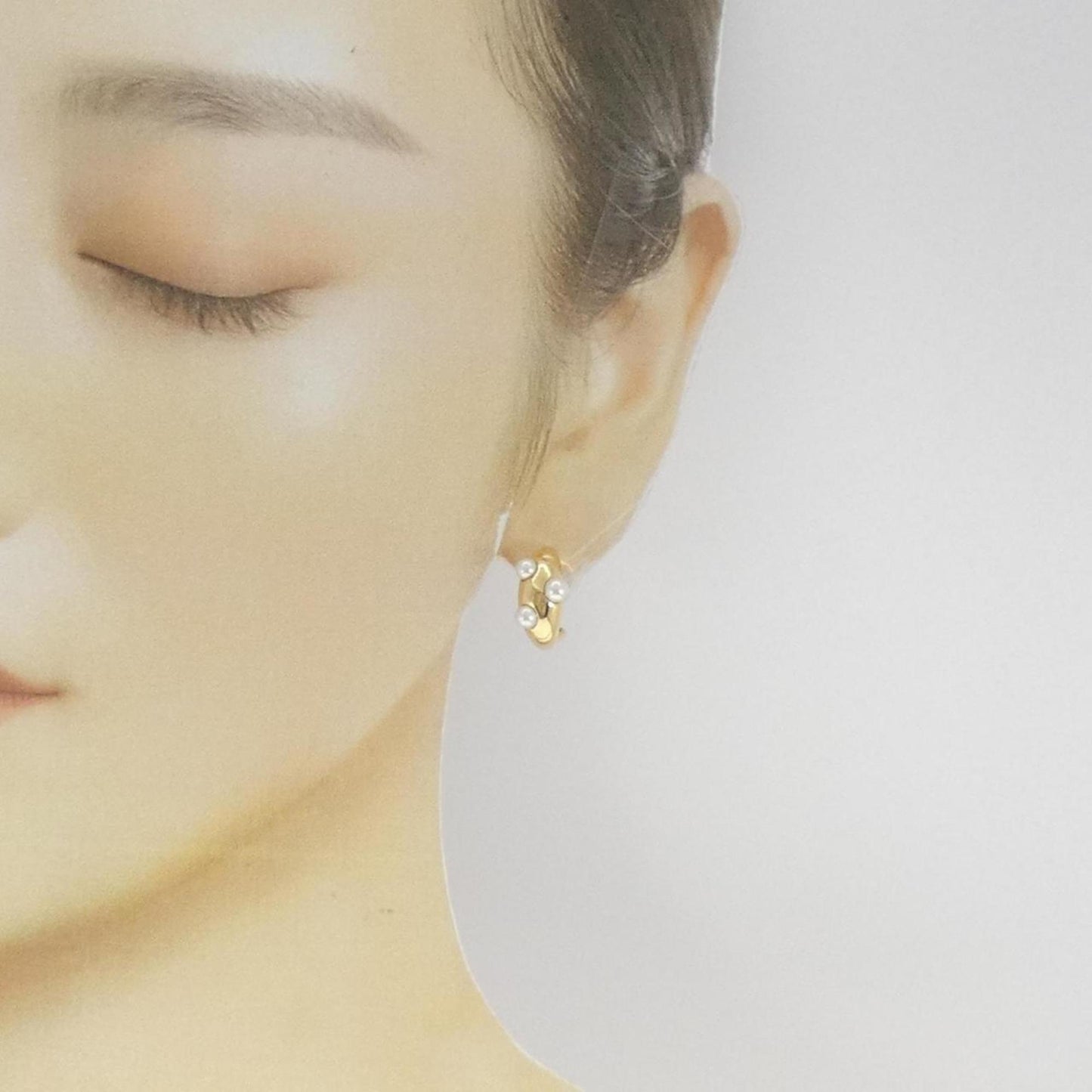 Mikimoto Akoya Pearl Earrings