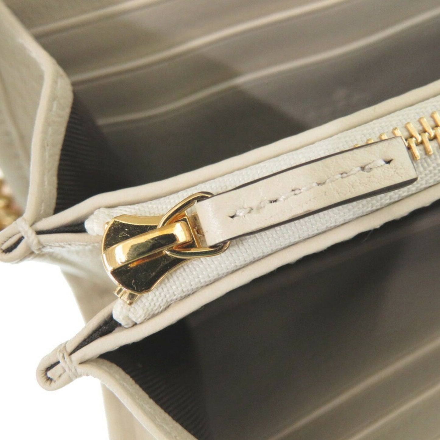 Like New Gucci Blondie Chain Wallet 725219