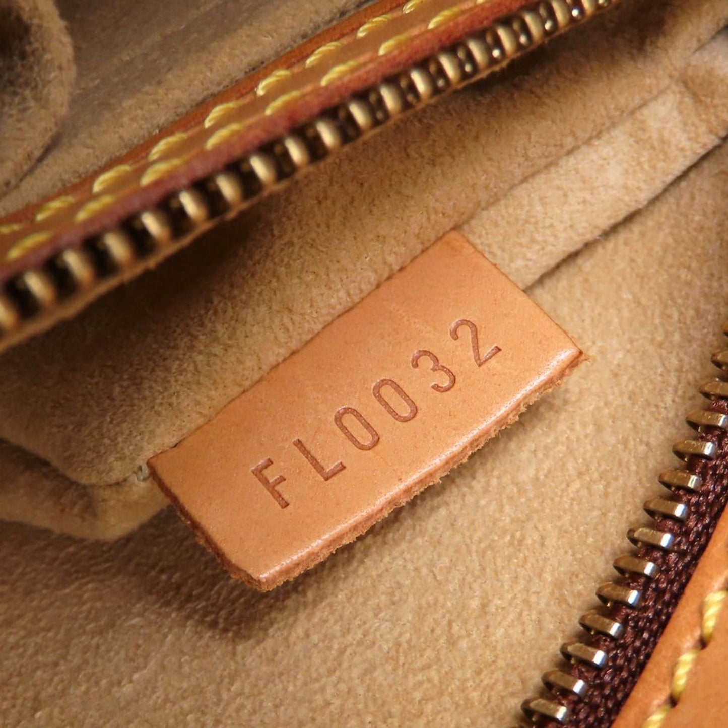 Louis Vuitton Monogram Looping Mm M51146 Shoulder Bag