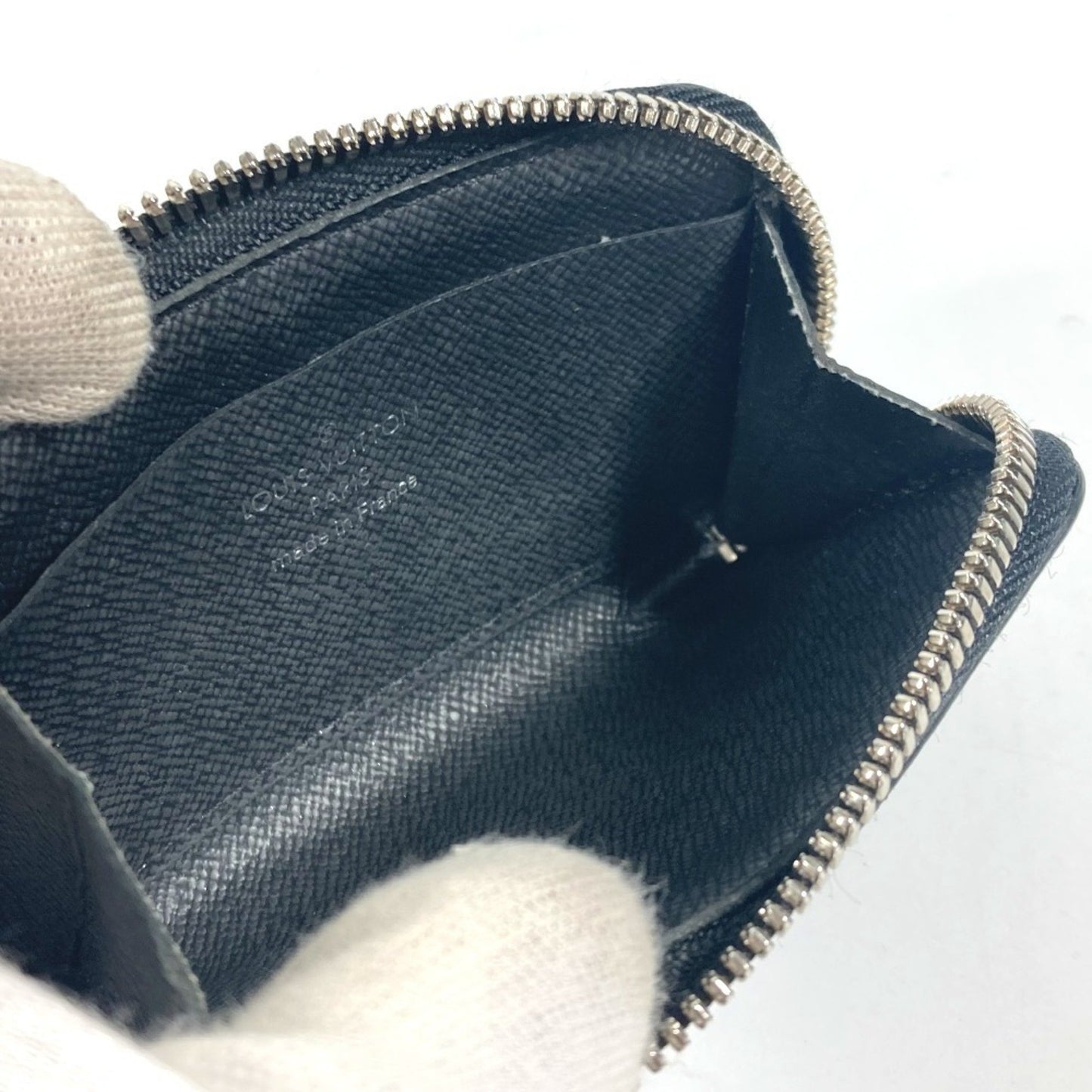 Louis Vuitton M63375 Taiga Porte Monnaie Jour Wallet Coin Purse L-Shaped Zipper Wallet/Coin Case
