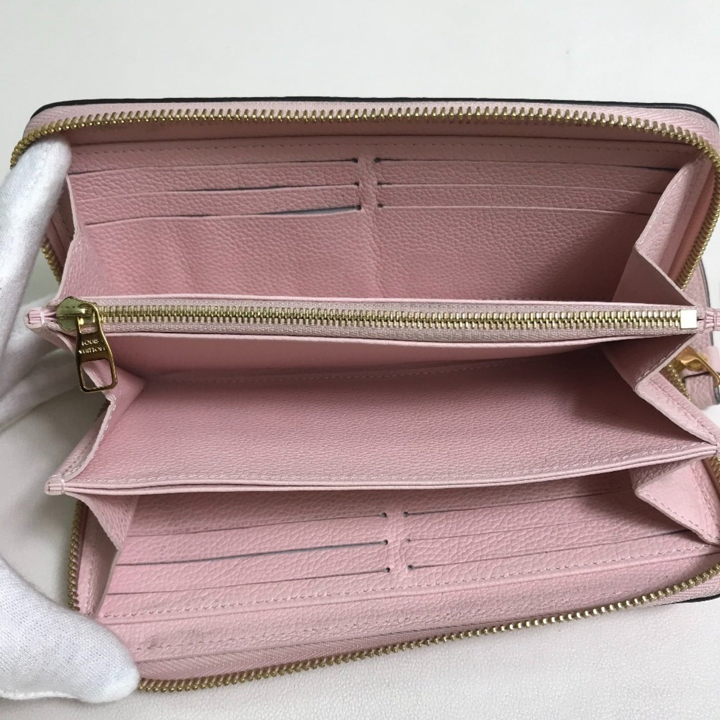 Louis Vuitton M80403 Monogram Empreinte By The Pool Zippy Wallet