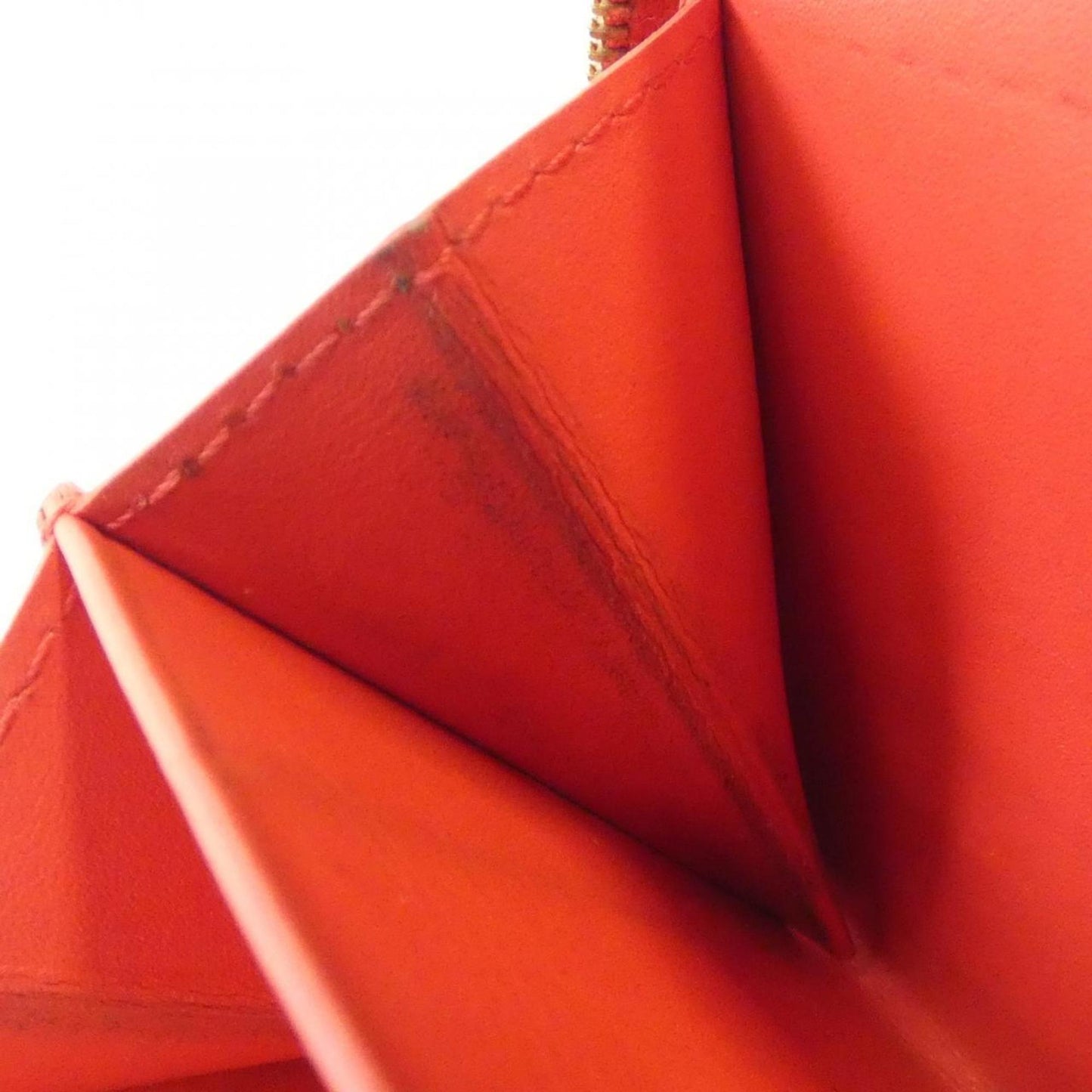 Louis Vuitton Suhali Compact Zip Wallet M91882