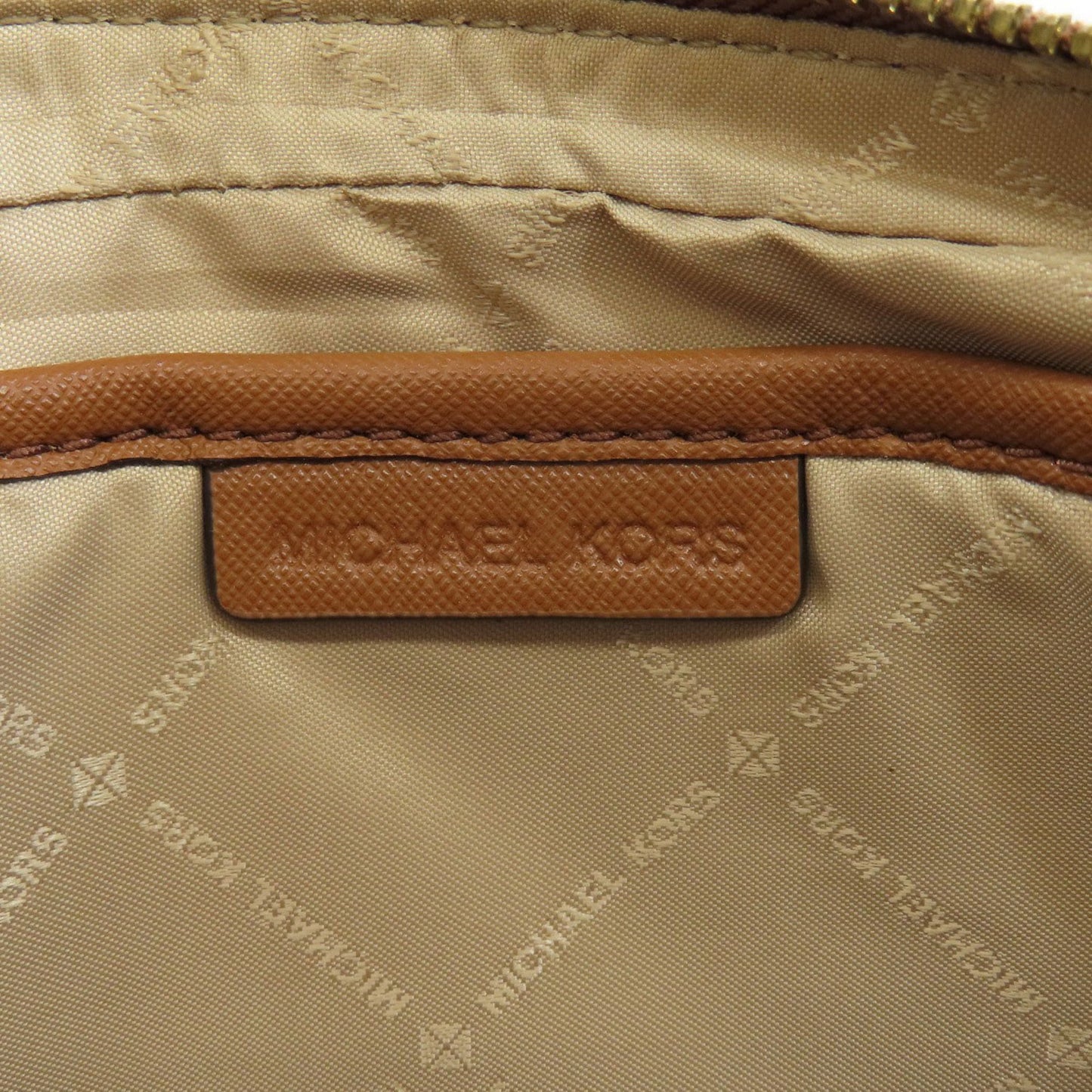 Michael Kors Mk Signature Shoulder Bag