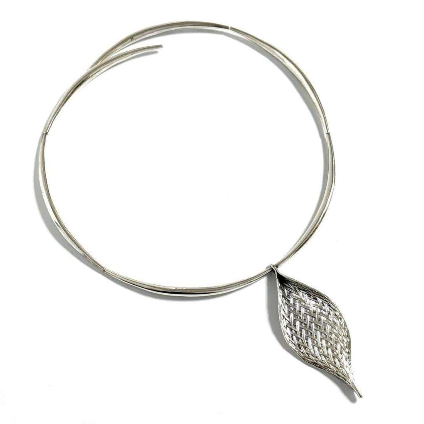 Tiffany Mesh Leaf Pendant Necklace Choker