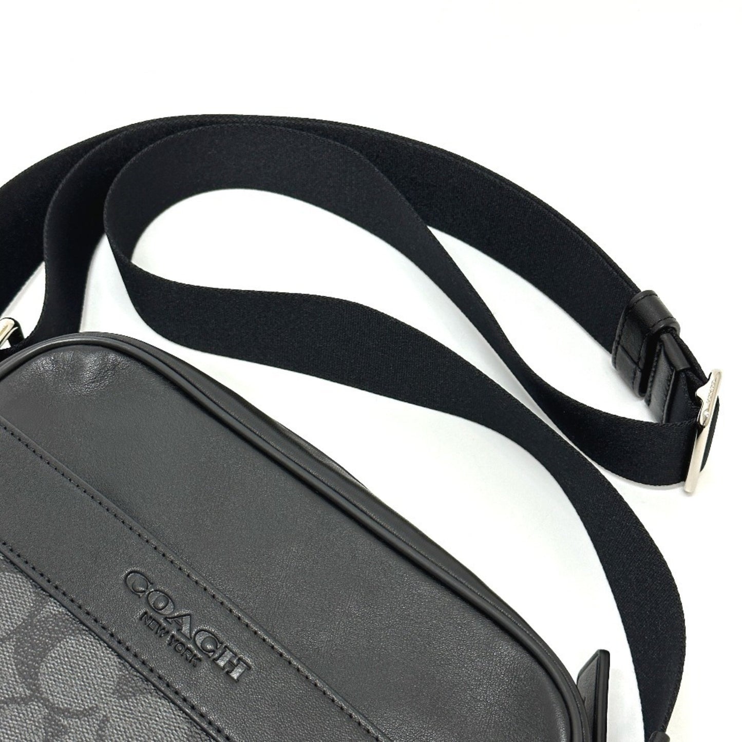 Coach F71764 Signature Houston Flight Shoulder Bag