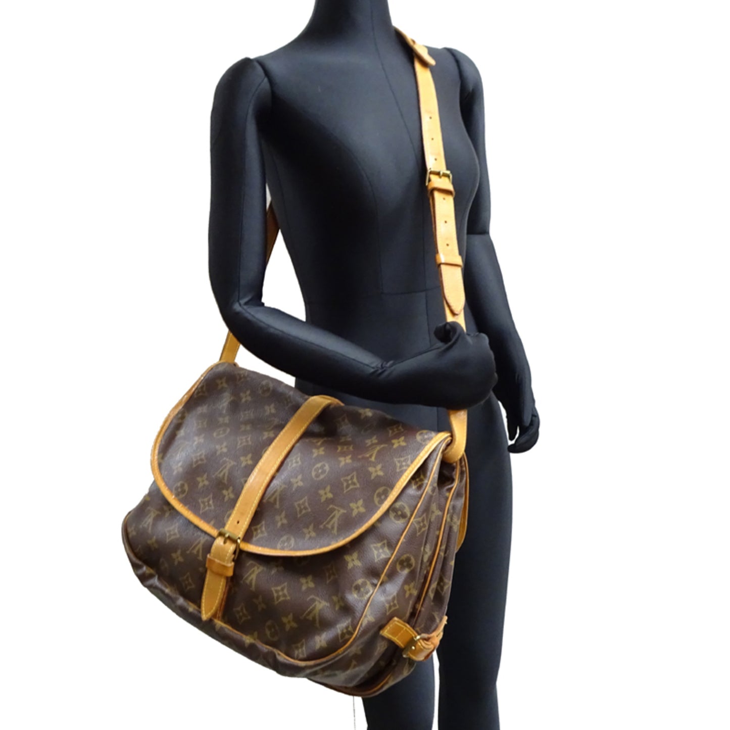 Louis Vuitton Saumur Gm