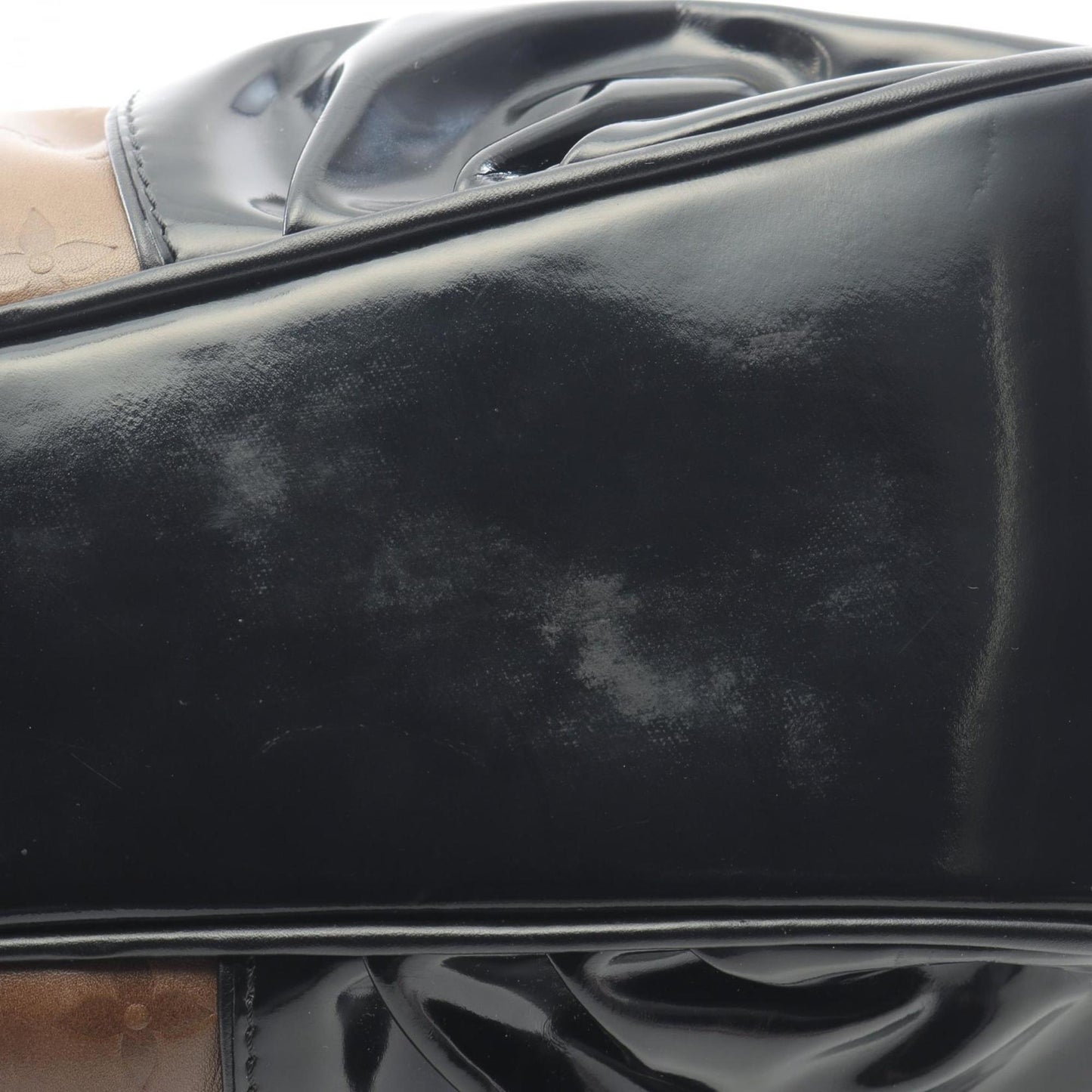 Louis Vuitton Bolly Shoulder Bag In Patent Leather With Monogram Embossing