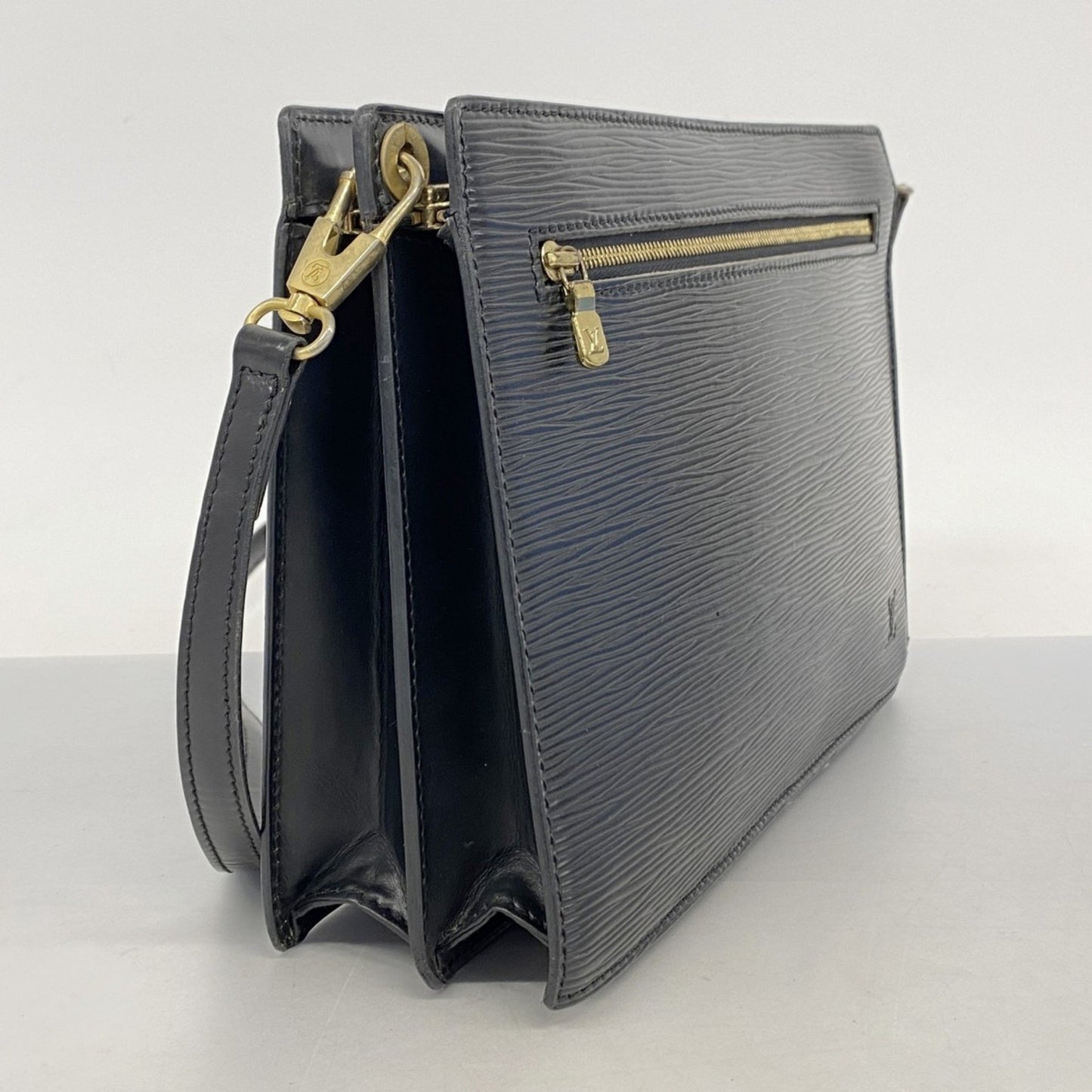 Louis Vuitton Epi Enghien Shoulder Bag M52112 Noir