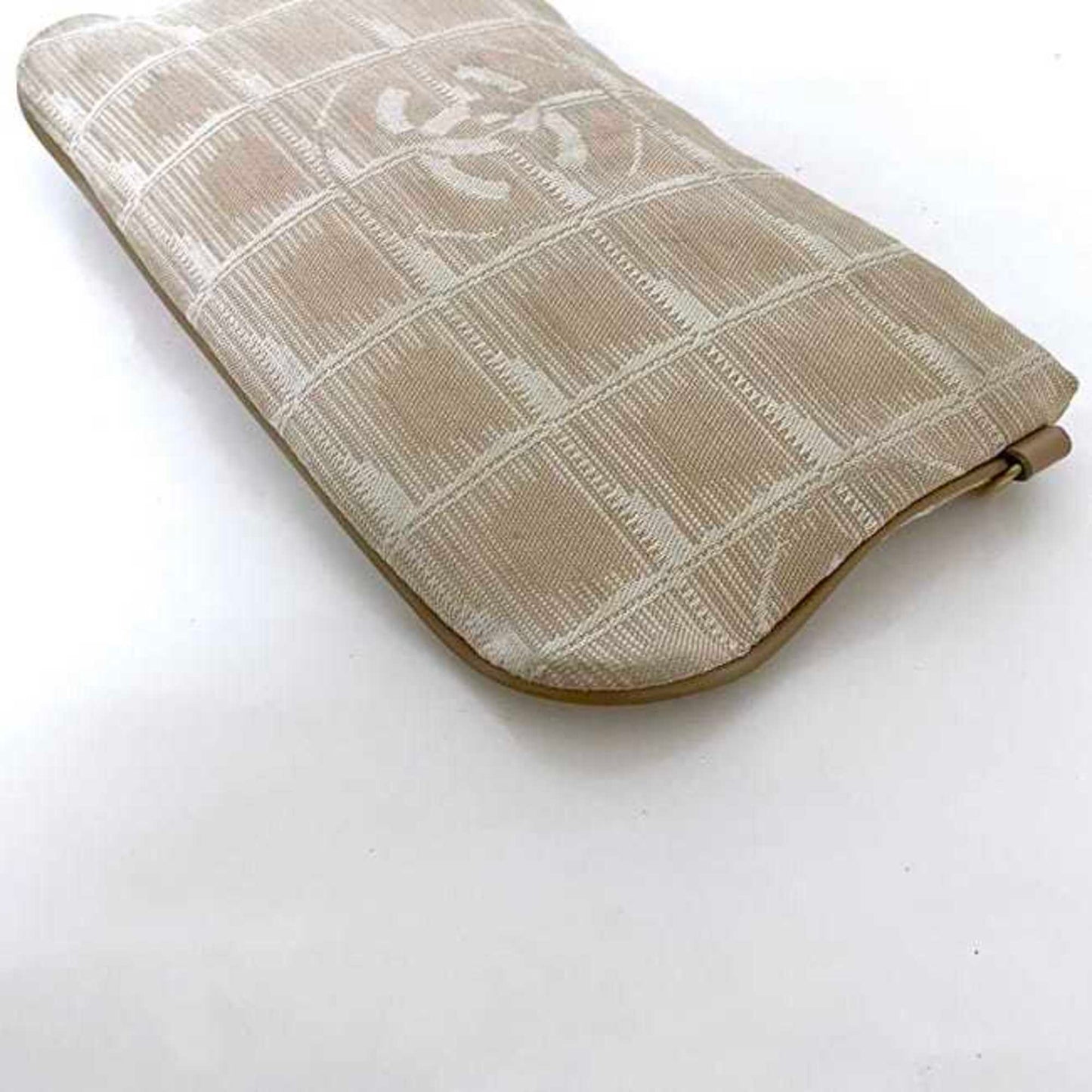 Chanel Pouch Ec-22567 Beige New Travel Line Nylon Leather 9068273 Chanel Coco Mark