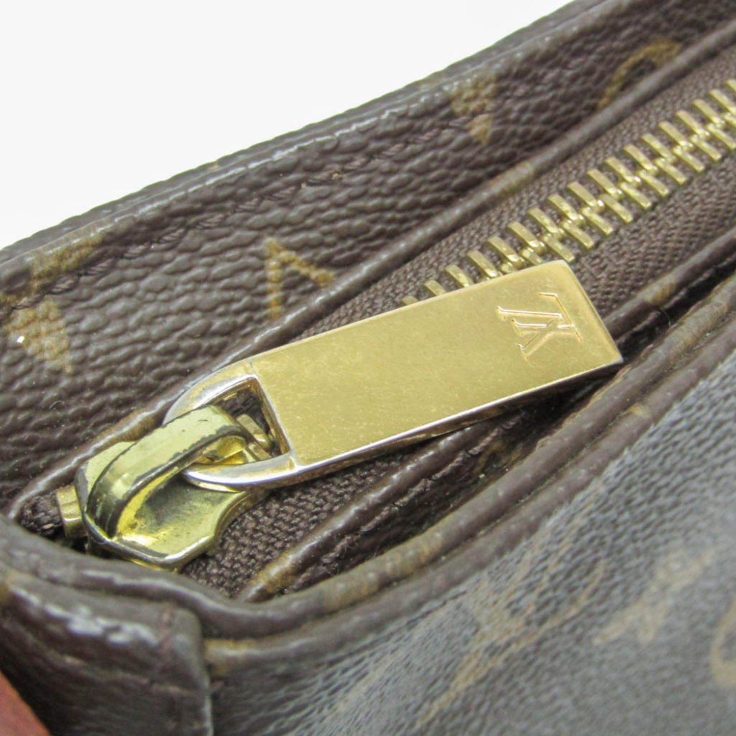 Louis Vuitton Monogram Looping Mm M51146
