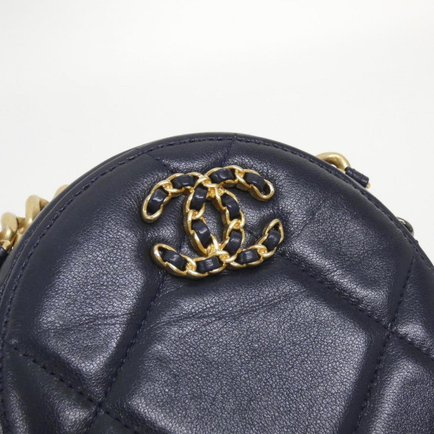 Chanel 19 Line Ap0945 Shoulder Bag