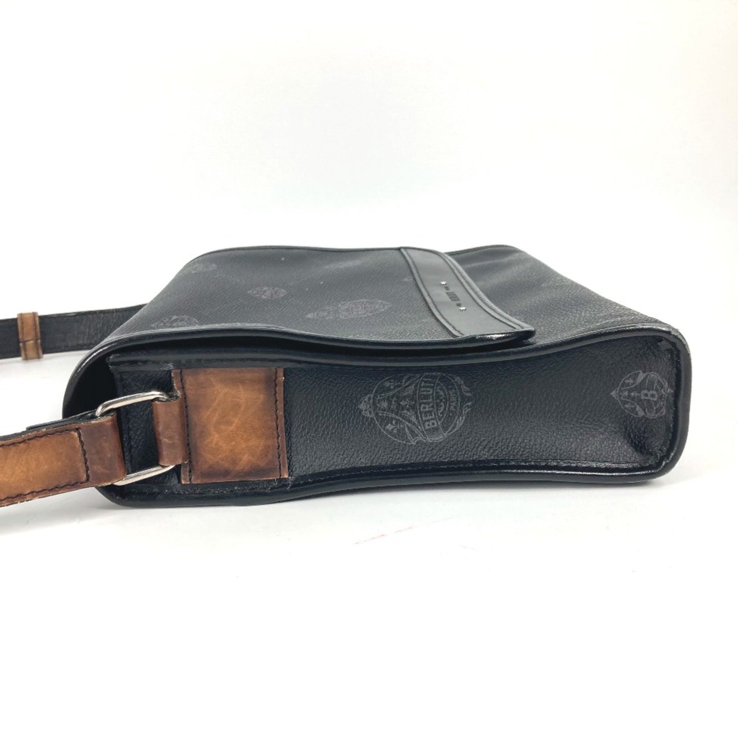 Berlutti Crossbody Flap Messenger Shoulder Bag Blackbased Gray Based