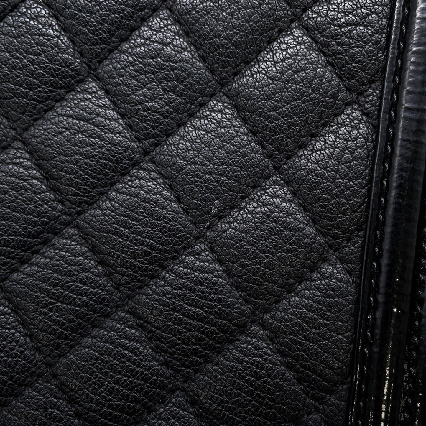 Chanel Chain Shoulder Bag Boy Large Matelasse Coco Mark Lambskin Patent Leather A92193 Chanel Black