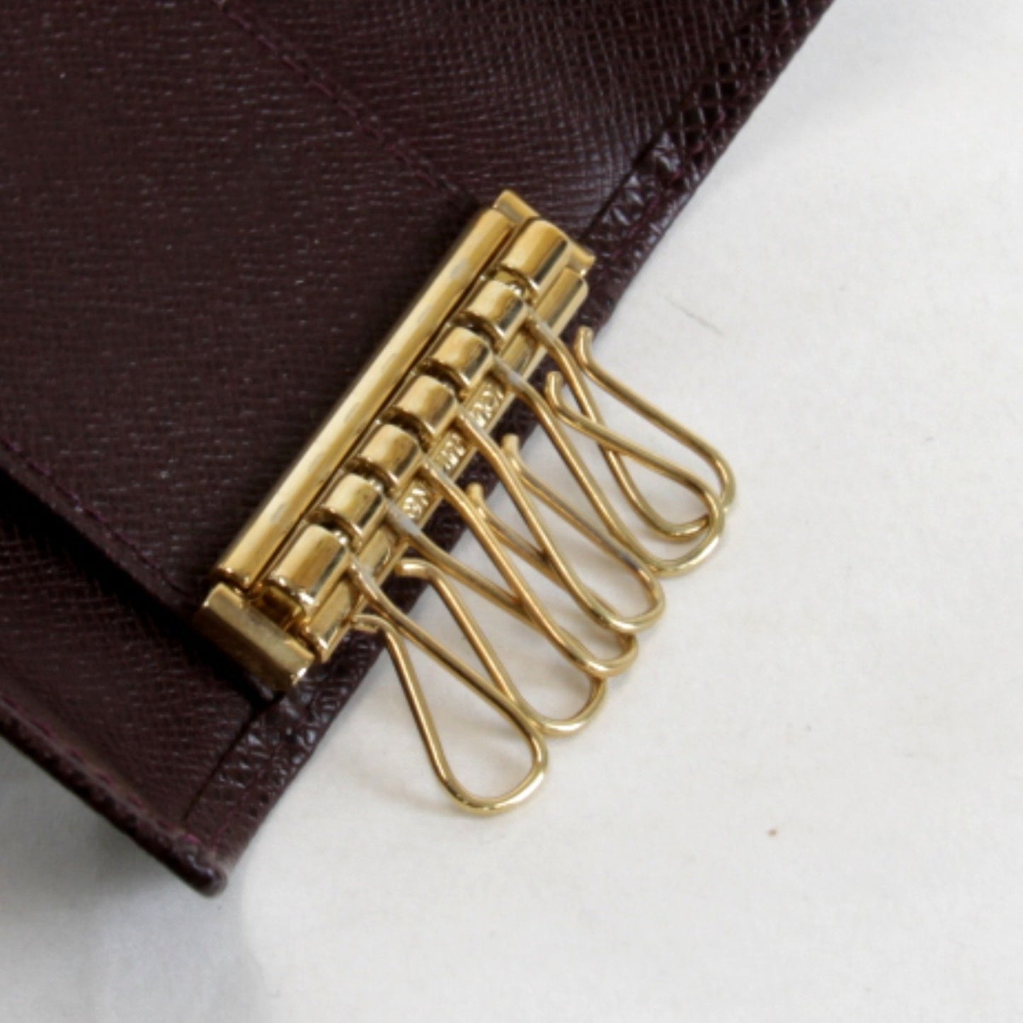 Louis Vuitton Louis Vuitton Multicle 6 Key Case Taiga Brown