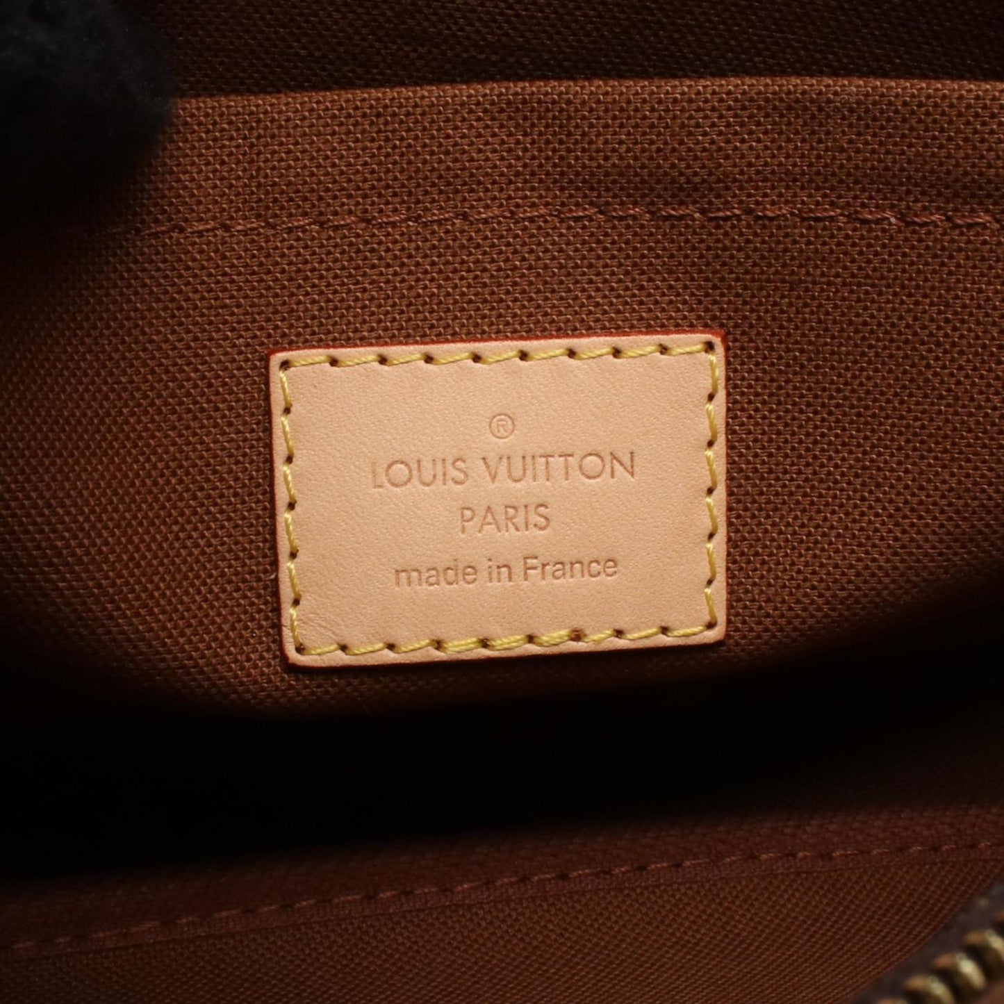 Louis Vuitton Multi Pochette Accessoires Monogram Rose Claire Shoulder Bag