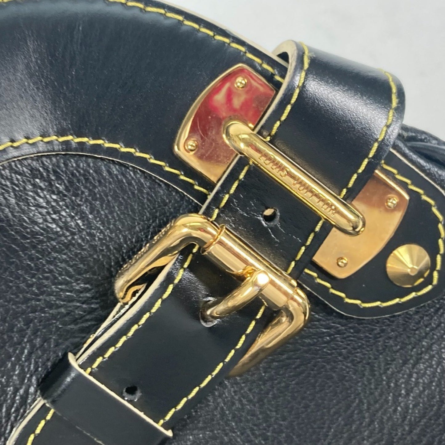 Louis Vuitton M95623 Suhali Studded Radiu Shoulder Bag/Handbag In Leather