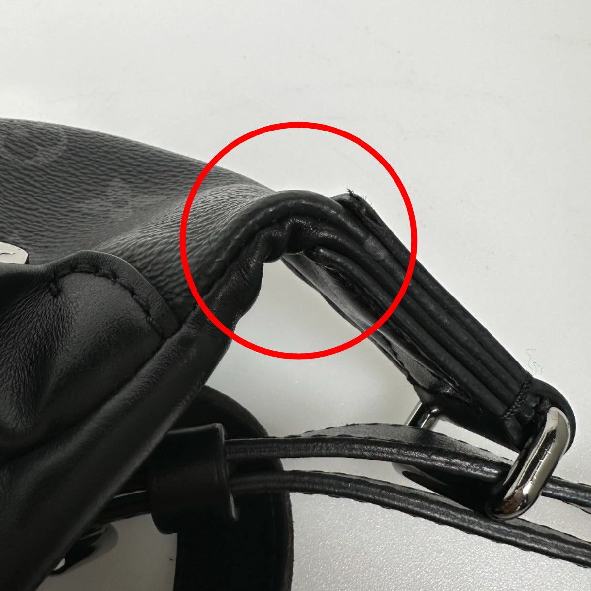Louis Vuitton Sling Bag M46035 Monogram Canvas Black Sling Bag Monogram Eclipse Canvas Discovery