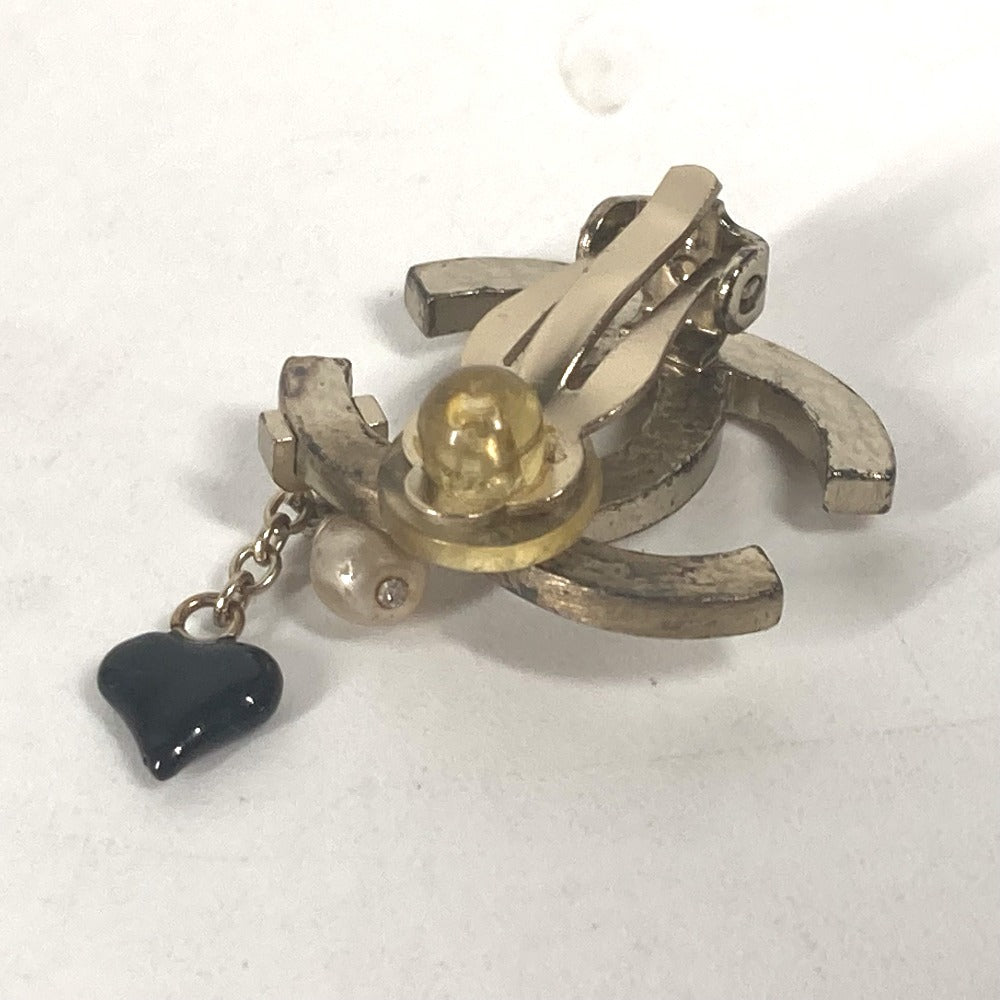 Chanel Earring Metal Gold 05A Logo Cc Coco Mark Faux Pearl Heart