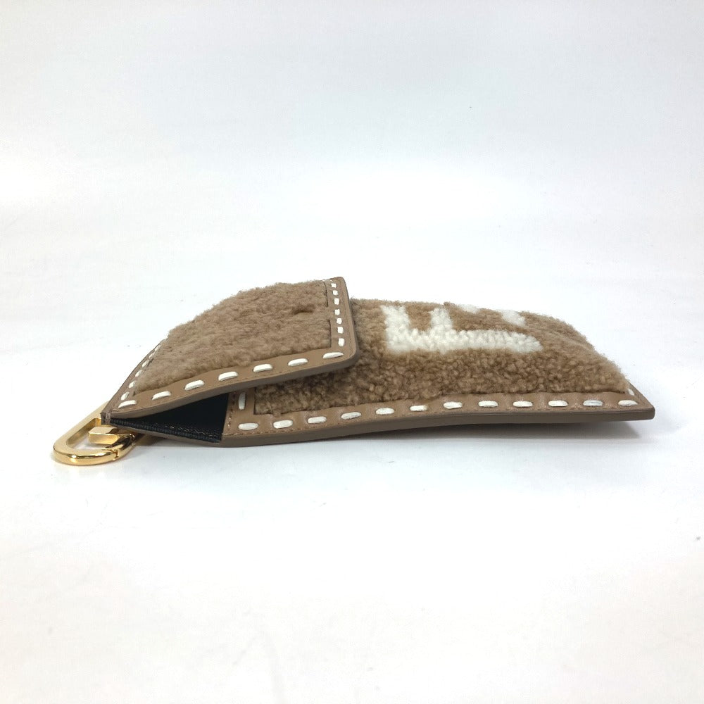 Fendi Pouch 7As047 Fur, Leather Beige Smartphone Case Phone Pouch Women