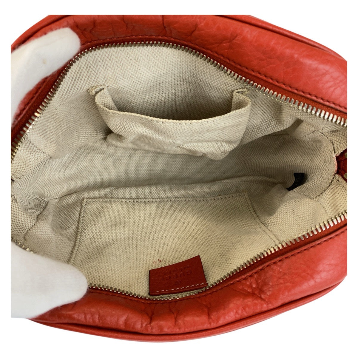 Gucci Shoulder Bag 308364 Leather Red Gold Metal Crossbody Shoulder Bag Pochette Soho Interlocking