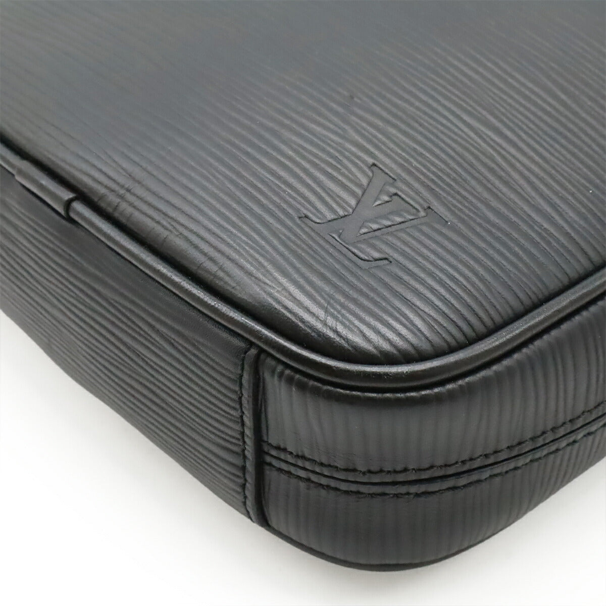 Louis Vuitton Epi Danube Pm Nm Shoulder Bag Pochette Leather Noir Black M51694