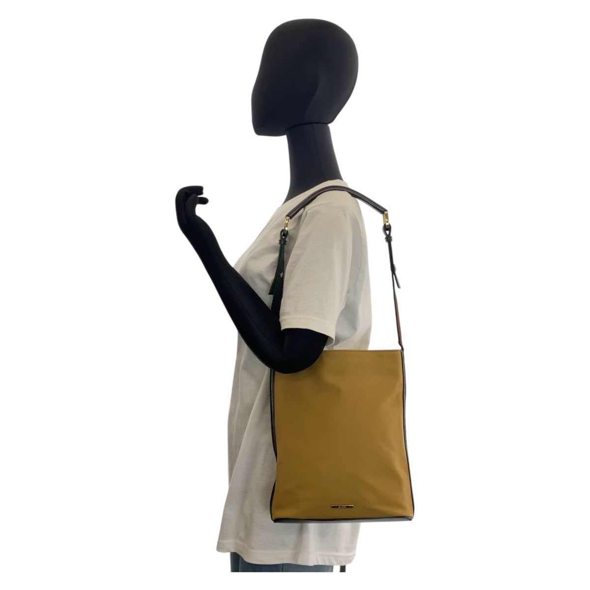 Gucci Shoulder Bag 4286 Canvas, Leather Camel Black Gold Metal Sherry Line Women