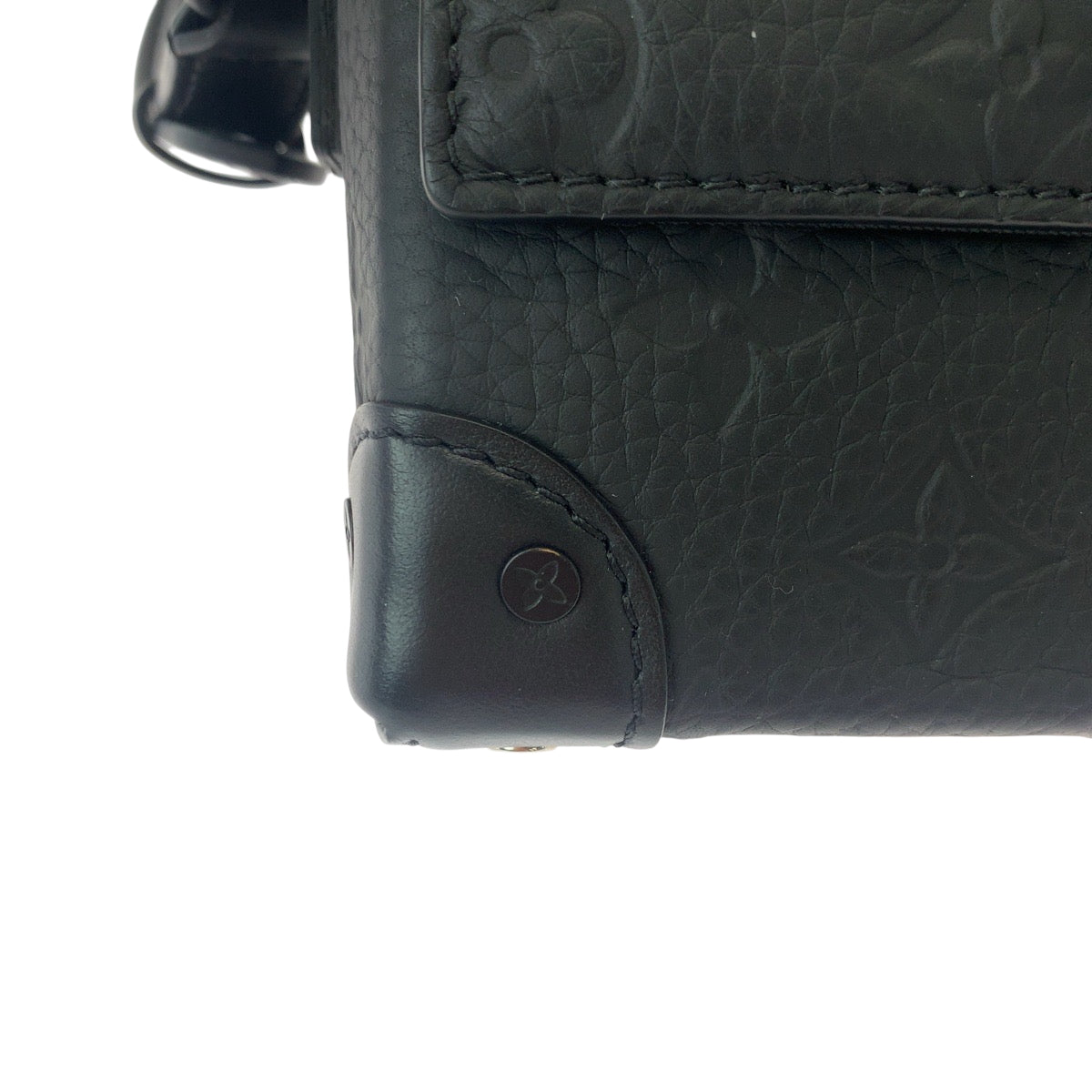 Louis Vuitton Shoulder Bag M81746 Leather Noir Black Black Metal Shoulder Bag Pochette Monogram