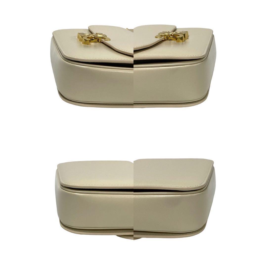 Celine Shoulder Bag Leather White Classic Trim Off