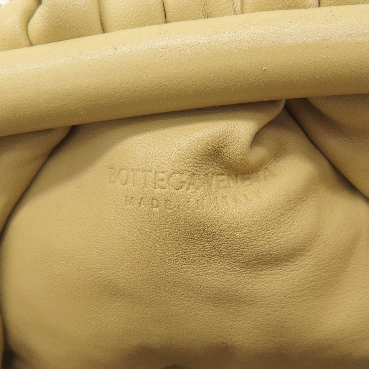 Bottegaveneta Shoulder Bag Calfskin Beige Gamaguchi Shoulder Women