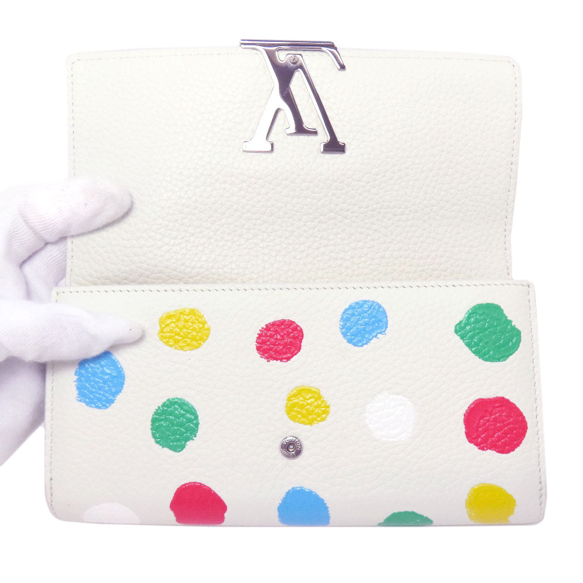 Louis Vuitton Long Wallet Purse M81890 Taurillon Clemence Leather White Portefeuille Capucines