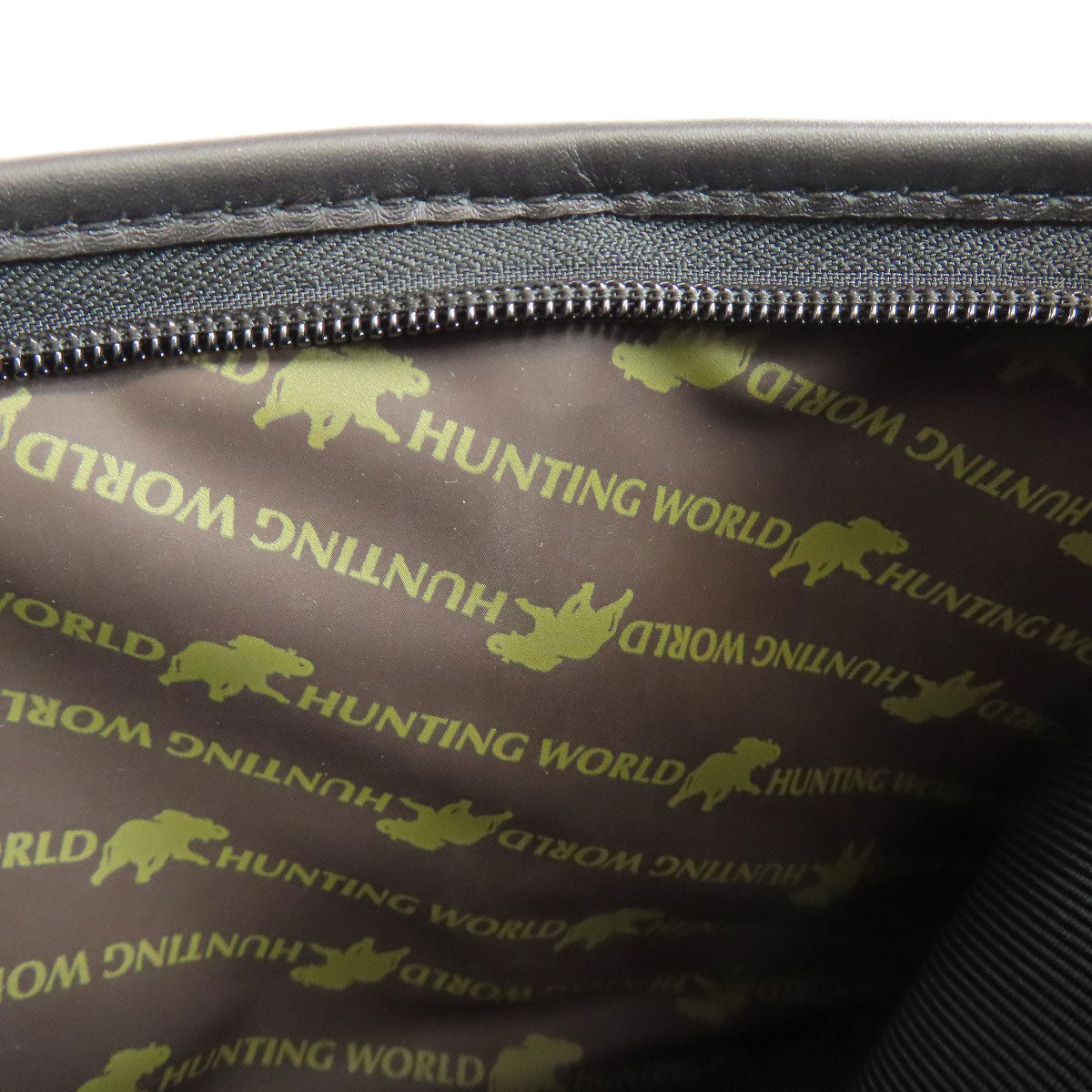 Hunting World Shoulder Bag Canvas Black Logo Women