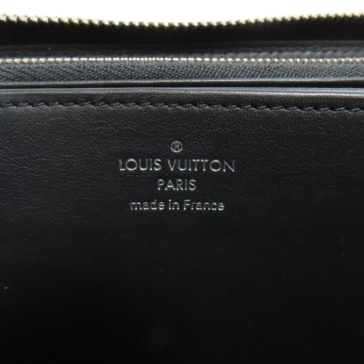 Louis Vuitton Long Wallet Purse M61867 Mahina Leather Black Zippy Wallet Women