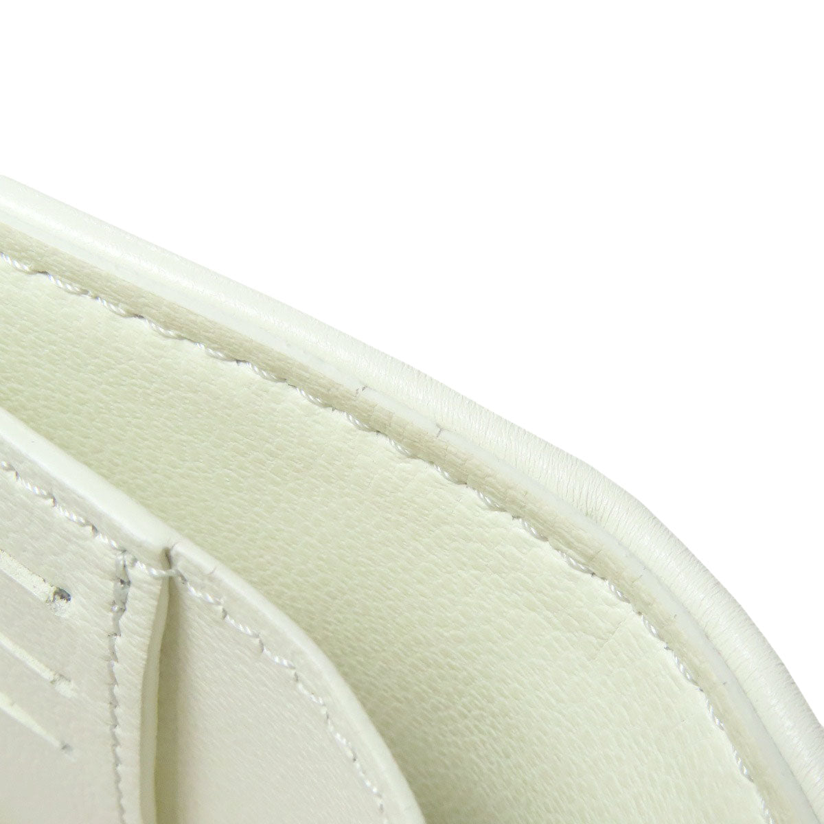 Louis Vuitton Bifold Wallet M11909 Calfskin White Portefeuilleeloup Monogram Flower Women