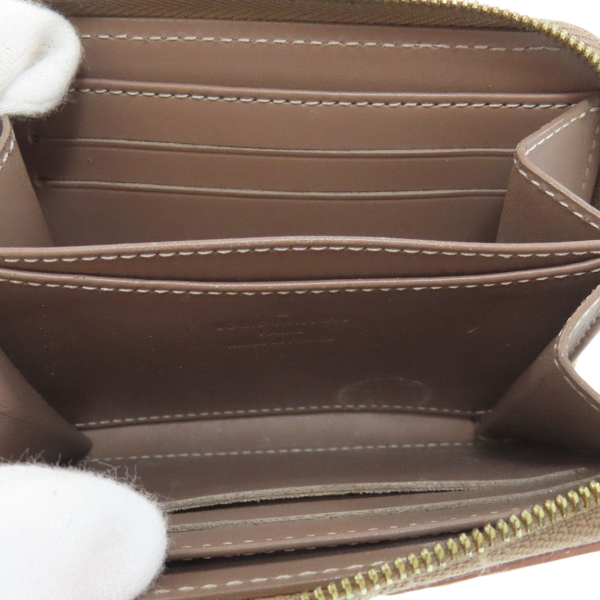 Louis Vuitton Coin Case M91762 Vernis Pink Beige Zippy Coin Purse Women