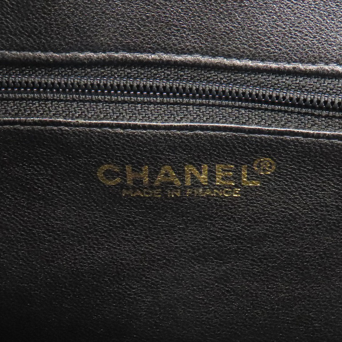 Chanel Tote Bag Grained Calfskin Skin Black Replica Tote Gold Metal
