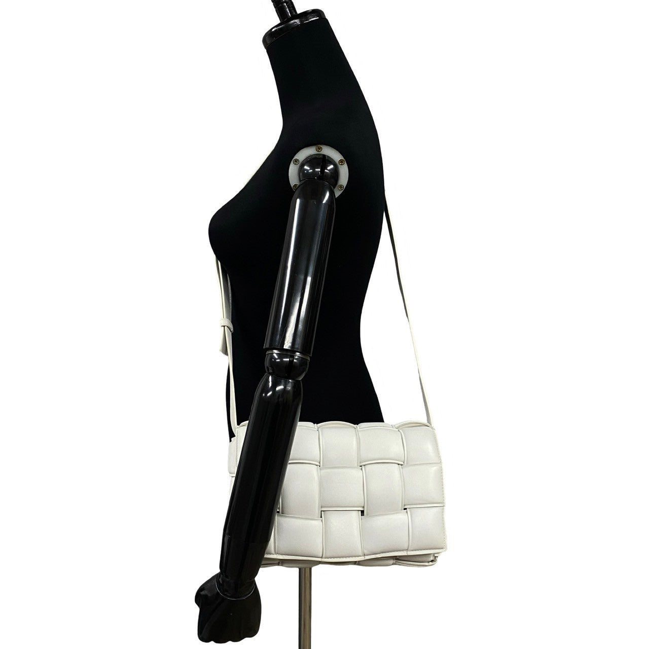 Bottegaveneta Shoulder Bag Leather White Padded Cassette Women