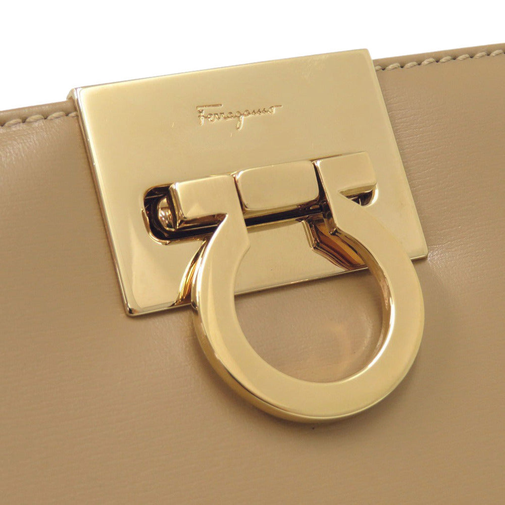 Salvatore Ferragamo Shoulder Bag Bp-21 8753 Calfskin Beige Chainshoulder Gancini Women