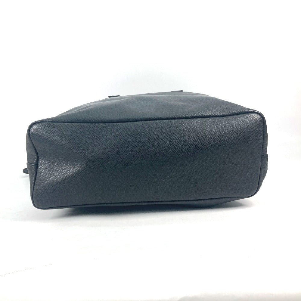 Louis Vuitton Tote Bag M31009 Taiga Leather Black Taiga Hippo Light Mens
