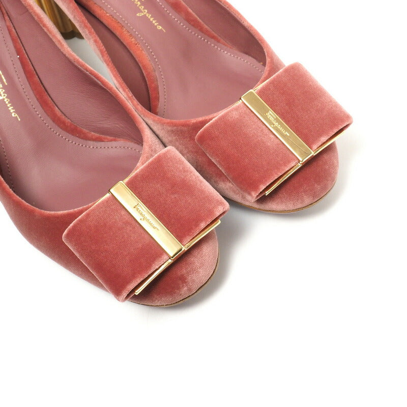 Salvatore Ferragamo Pumps 53509 Velor Pink / Gold Capua Women 8C