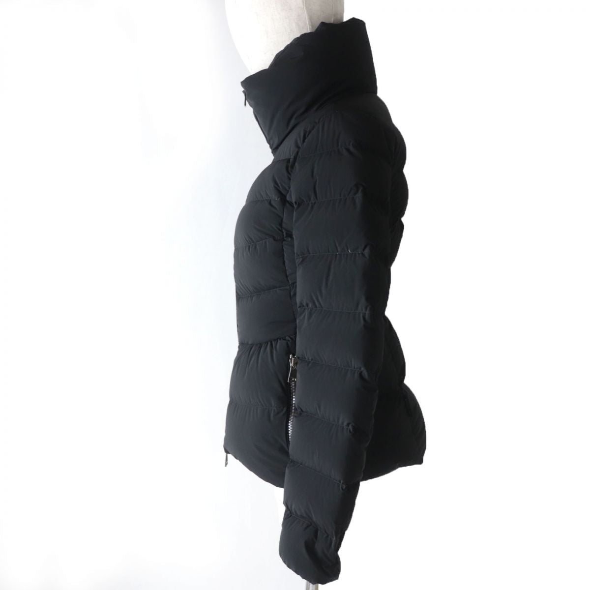Moncler Down Jacket Outer