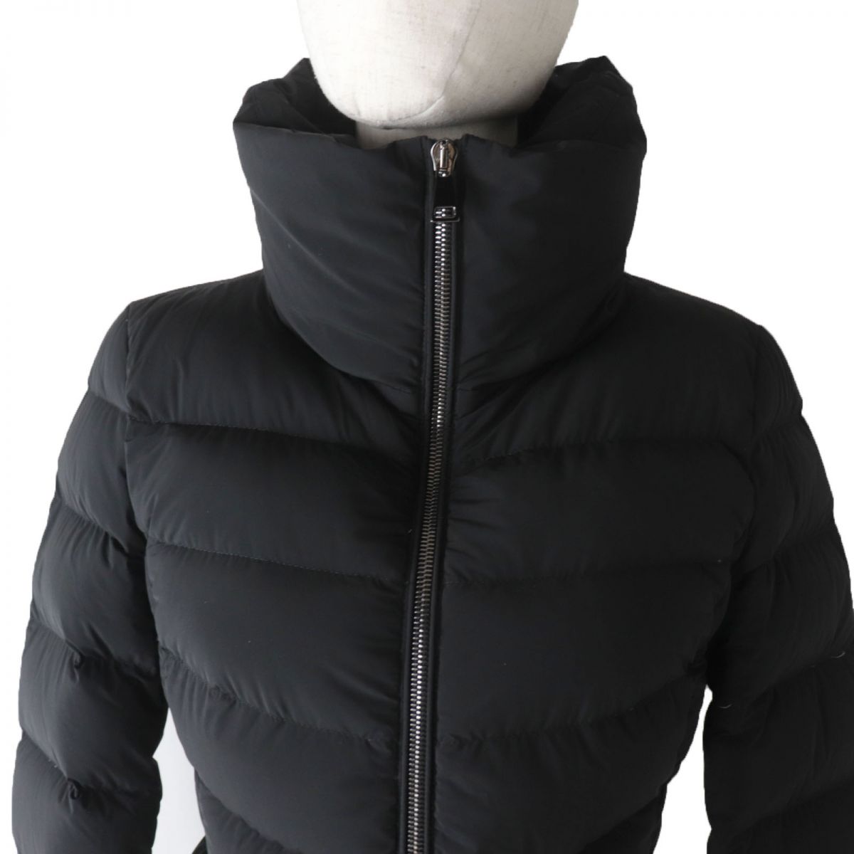 Moncler Down Jacket Outer
